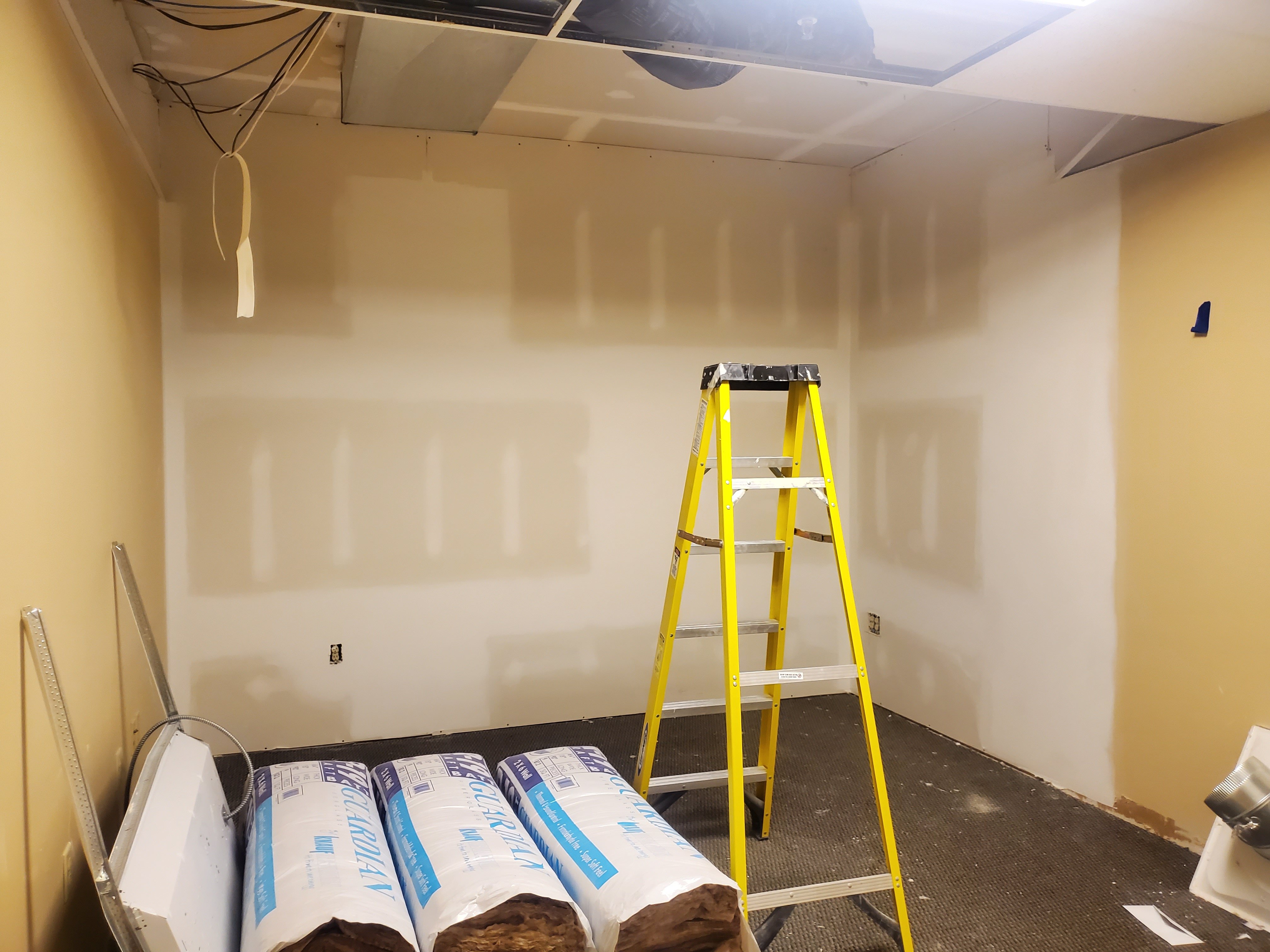 Everything Drywall and Paint Wallpaper Painting Contractors In Waukesha, WI
